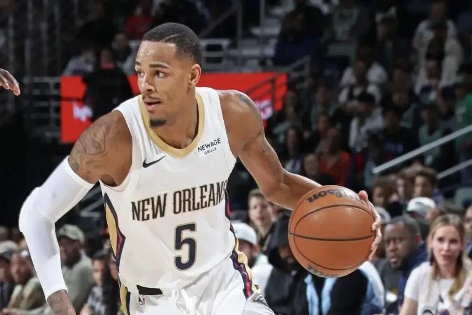 华体会登陆-关于爵士前锋砍下惊人三双，助球队轻松击溃鹈鹕的信息