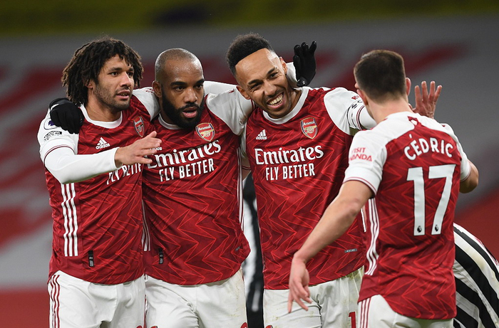 波斯尼亚队主场战平,积分榜争端的简单介绍 波斯尼亚队主场战平,积分榜争端的简单介绍